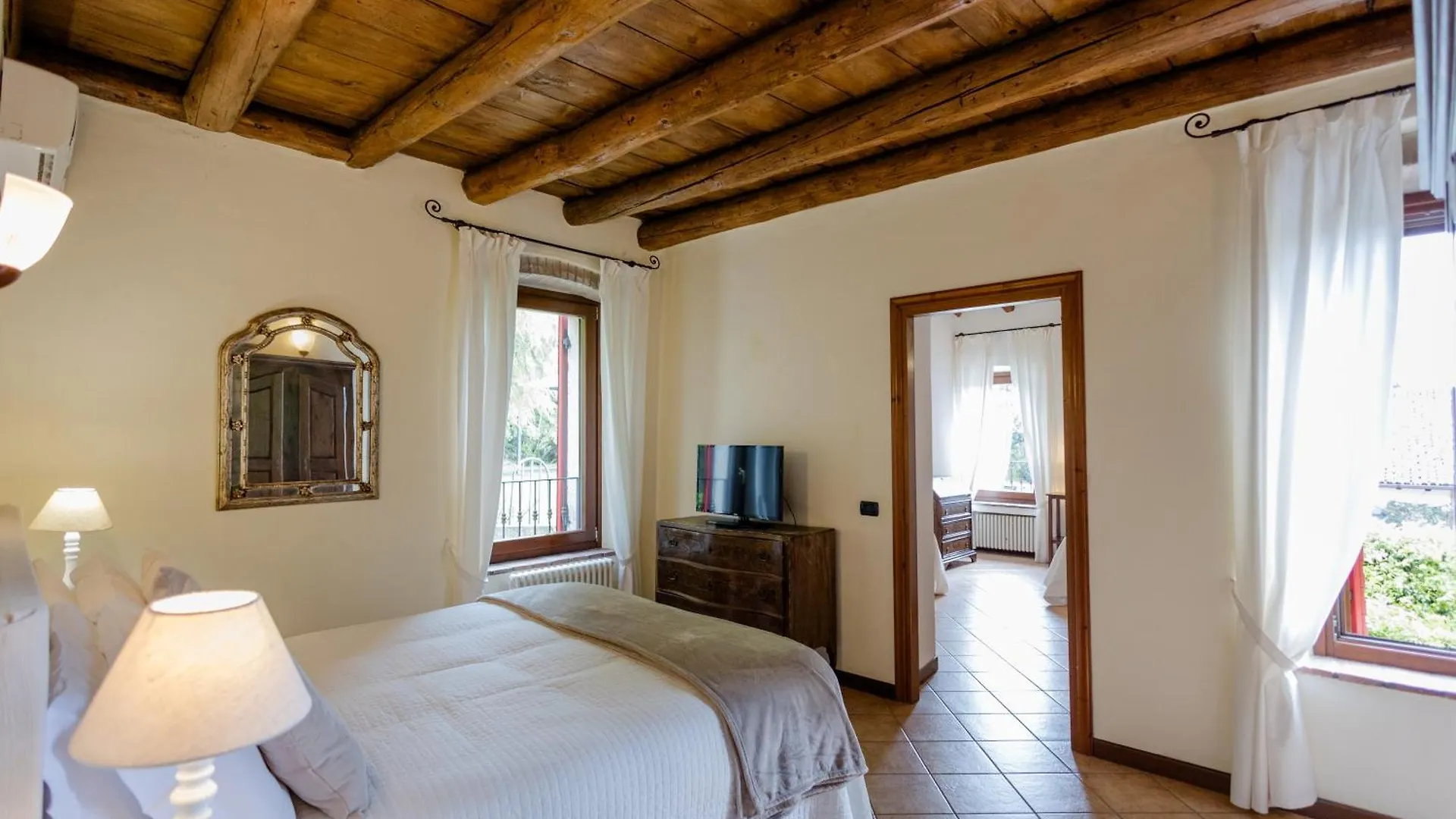סונה Agriturismo Antica Dimora Del Turco בית חווה